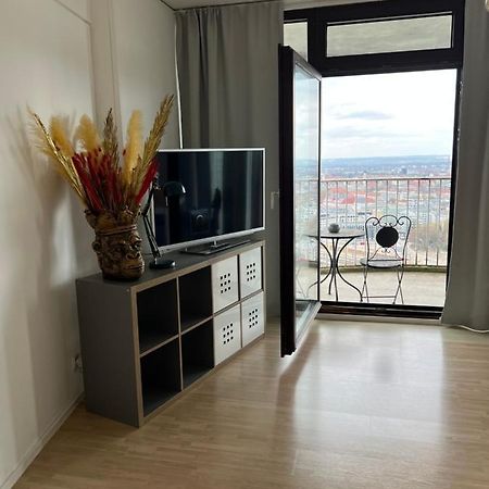 Cityapartment Im 33. Stock Augsburgo Exterior foto